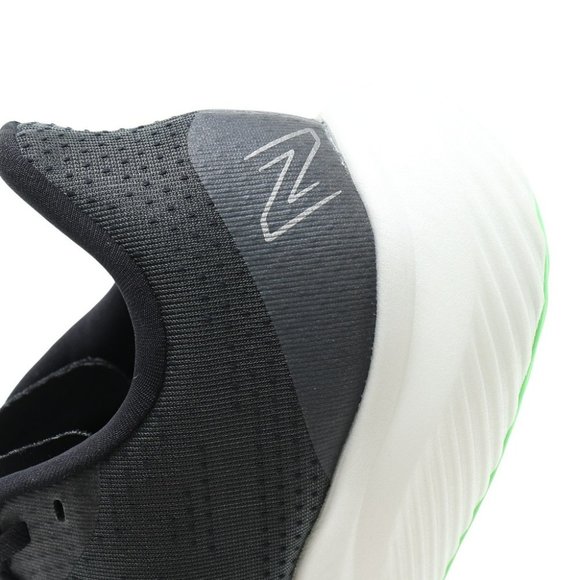 New Balance FuelCell v3. Brand New. Mens Size: 7.5. main image 5